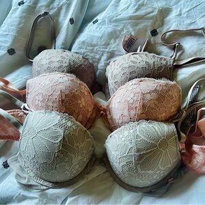 Victoria’s Secret lace push up bra lot 32C